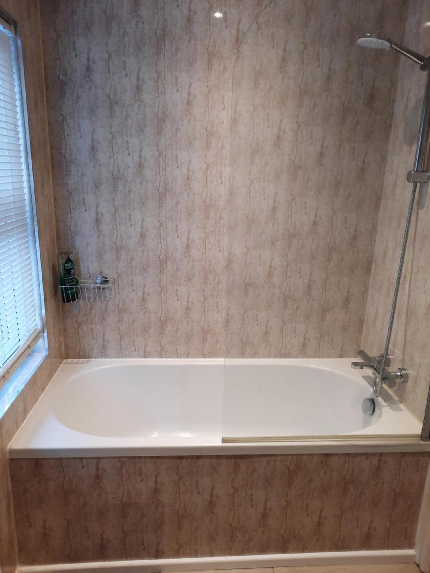 Lovely Home With Full En-Suite Double Bed Rooms レディング エクステリア 写真